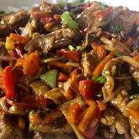 Wieprzowina z ryżem i surówką