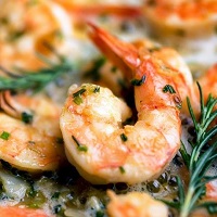 Owoce morza z ryżem i surówką